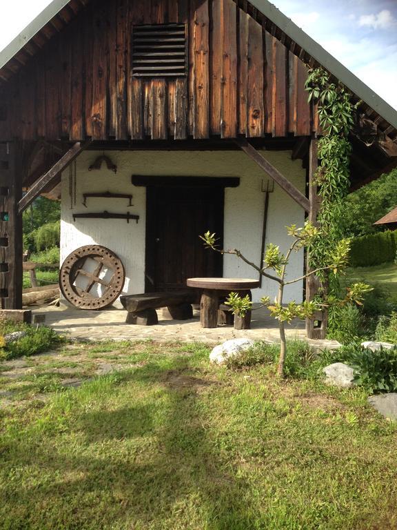 Gostisce Smuk Otel Križe Dış mekan fotoğraf