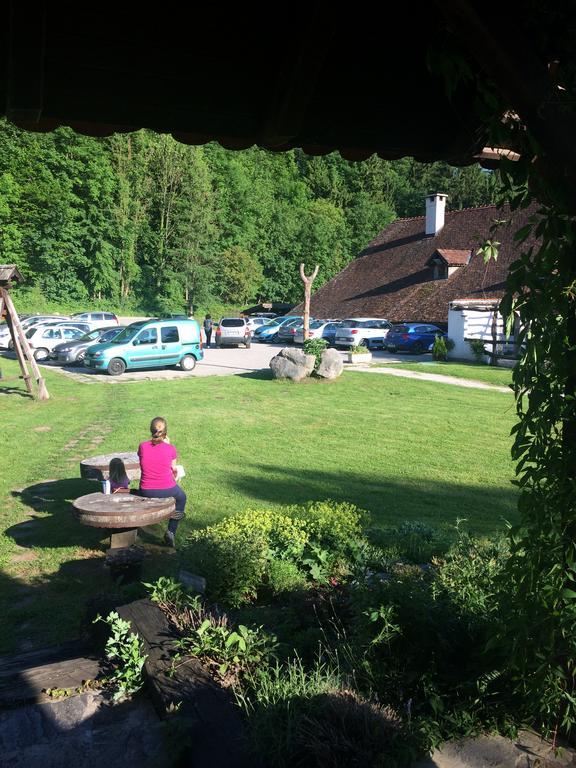 Gostisce Smuk Otel Križe Dış mekan fotoğraf
