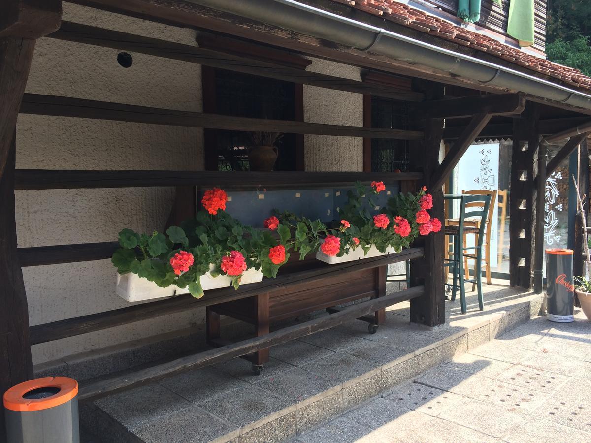 Gostisce Smuk Otel Križe Dış mekan fotoğraf